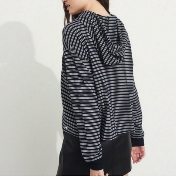 Hollister Navy White Stripes Knit Lightweight Must Have Collection Hoodie Small - Picture 3 of 8